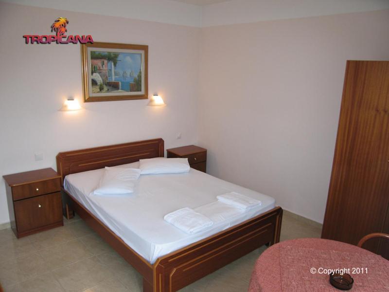 Tropicana Paralia Katerinis Bilik gambar